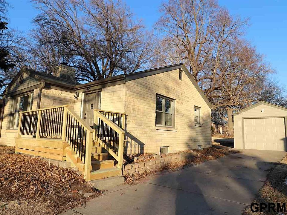 1st image of 1824 S 49th St