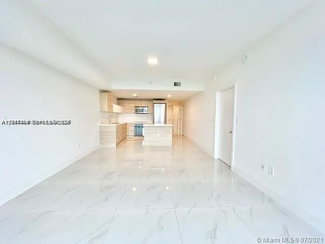 16385 Biscayne Blvd #702 — Photo 15