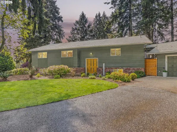 2414 SE Bella Vista Rd, Vancouver, WA 98683