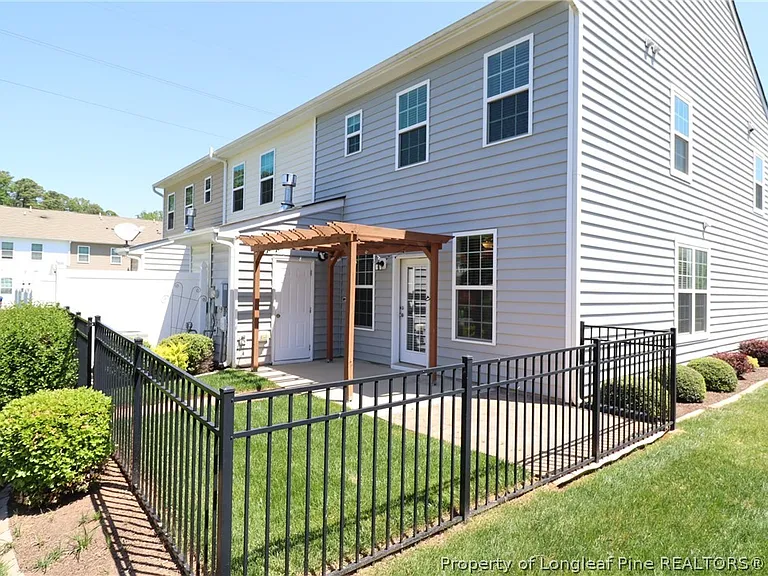 408 Starkey St — Photo 45