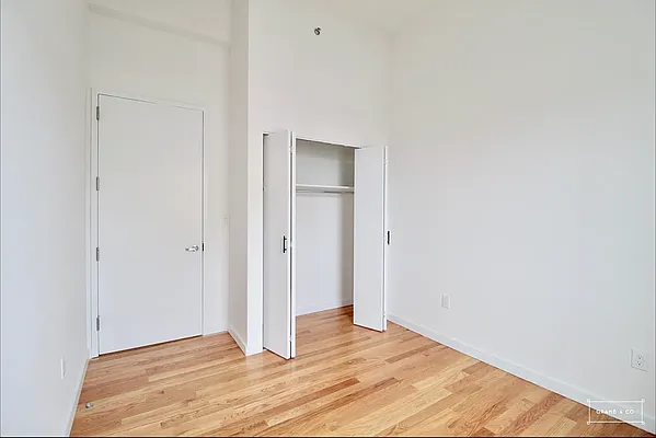 Rented by Grand & Co. | media 17