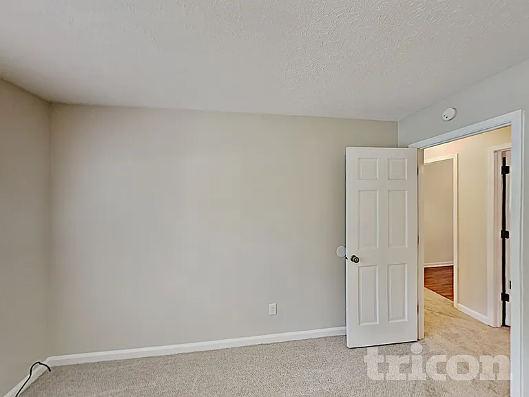 4930 Heritage Valley Dr — Photo 13