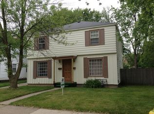 725 Dickinson St SE, Grand Rapids, MI 49507