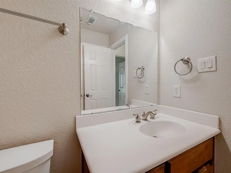 7206 Spring Meadow Ln — Photo 34