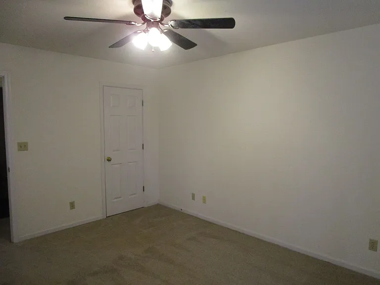 2404-2406 Calder Ct. — Photo 23