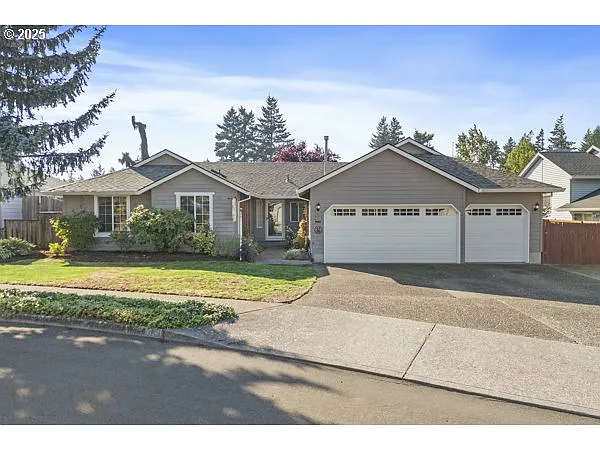 261 SW Nancy Cir photo 1
