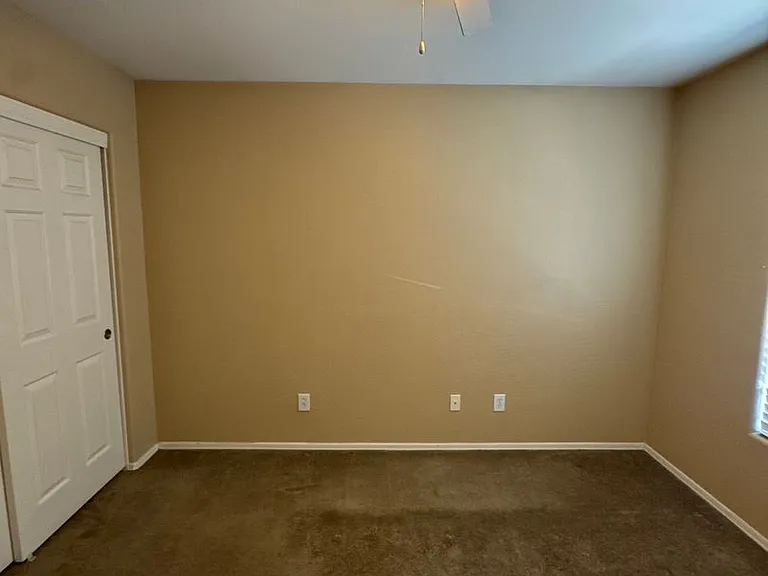 39208 N Parker Ln — Photo 7