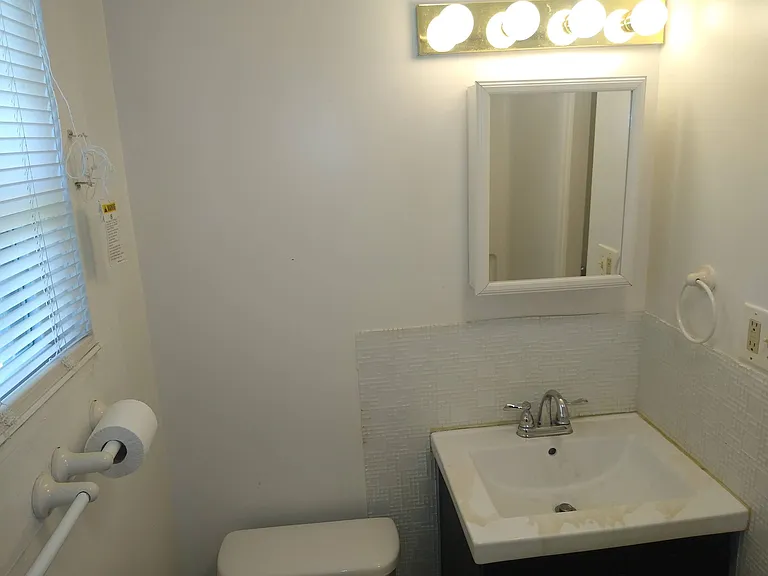 803 Esplanade St #E — Photo 18