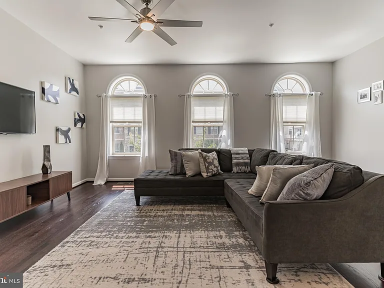 2531 Standifer Pl — Photo 13