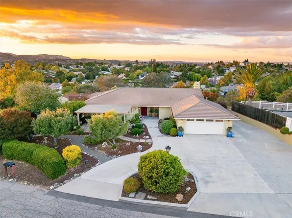 725 Renate Way, Paso Robles, CA 93446