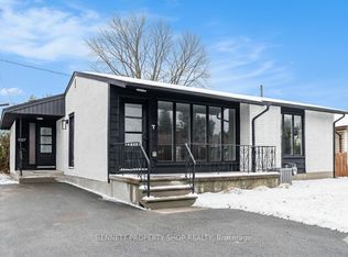 1327 Avenue S, Ottawa, ON K1G0C4