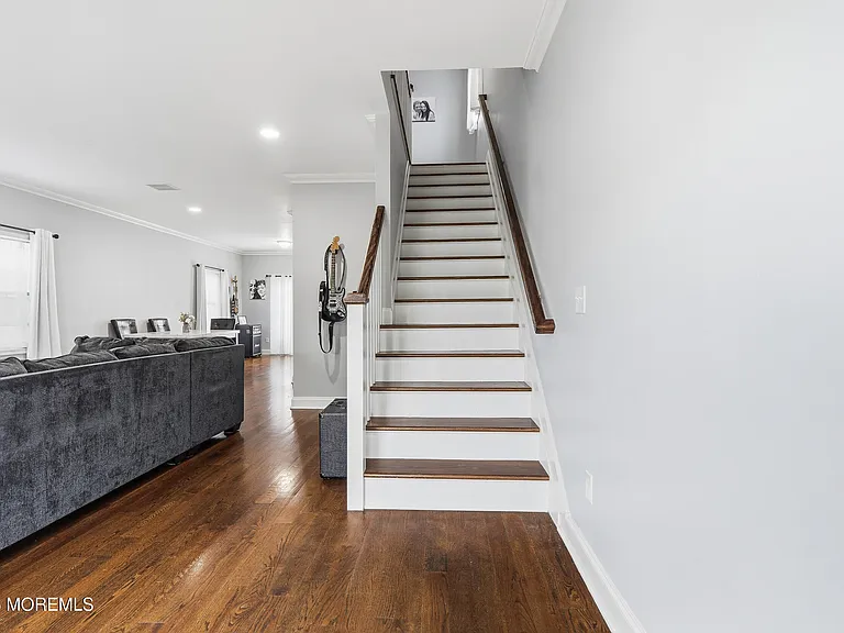 34 North St — Photo 24