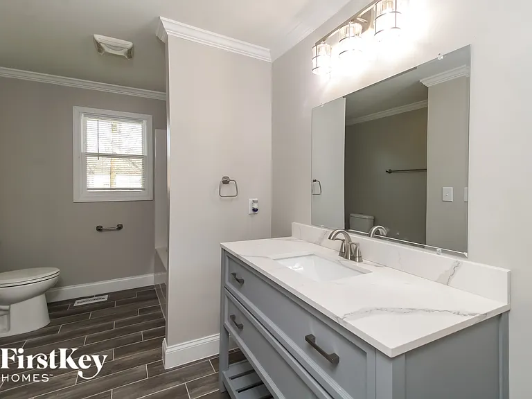 218 Friendway Rd — Photo 9