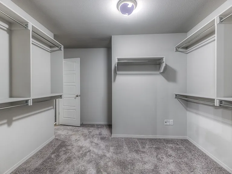 3710 S 13th Pl — Photo 19