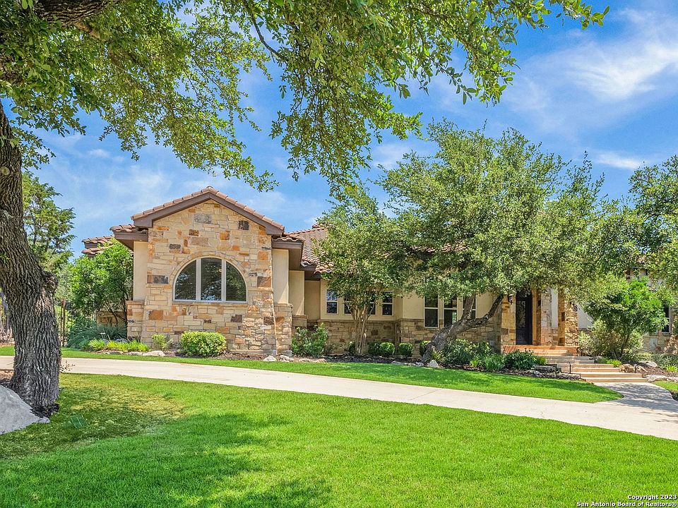 1st image of 424 Menger Springs