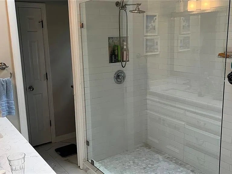 2452 N Forest Dr — Photo 14
