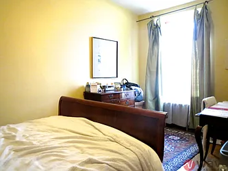 Rented by Wave Real Estate Group