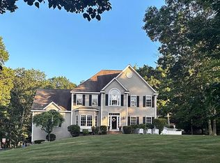 36 Rocky Woods Rd, Hopkinton, MA 01748