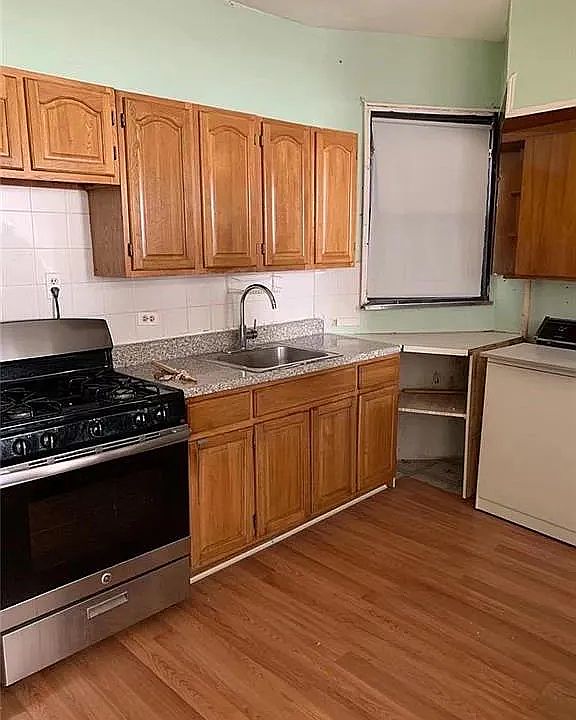 2nd image of 1010 57th St Floor 1