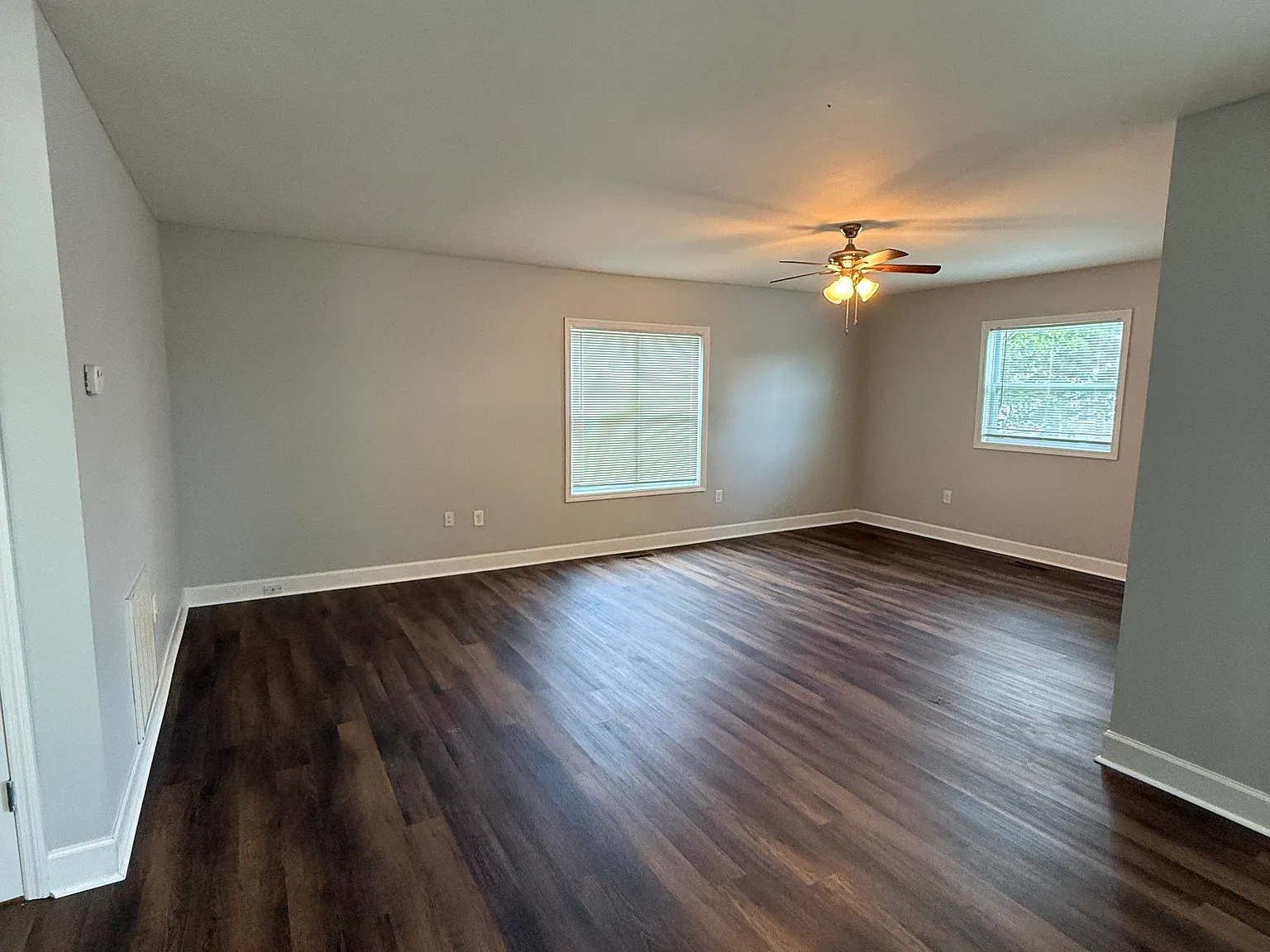 3 bed, 1702 sqft, $2,075 — Photo 2