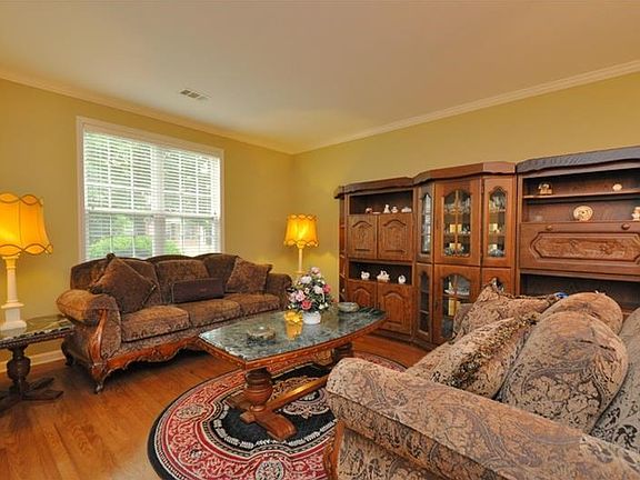 A large open living area is perfect for entertaining, be it book club, office party or home with the family for the holidays, you will have room to enjoy!