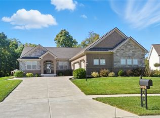 9509 Monaco Cir, Centerville, OH 45458