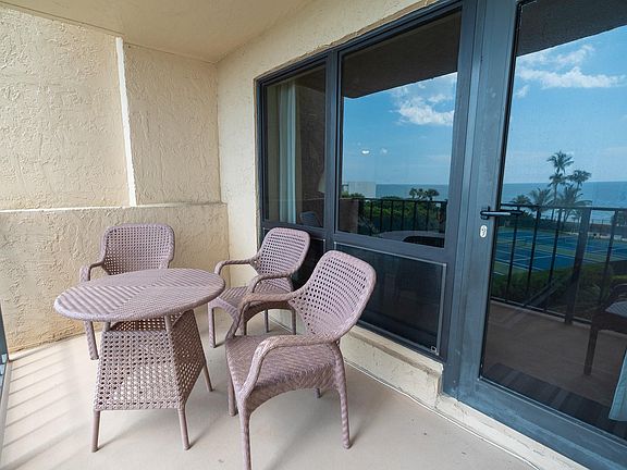 3rd image of 4900 N Ocean Boulevard #609