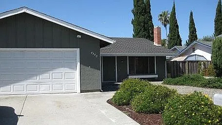 4940 Avenida De Carmen photo 1