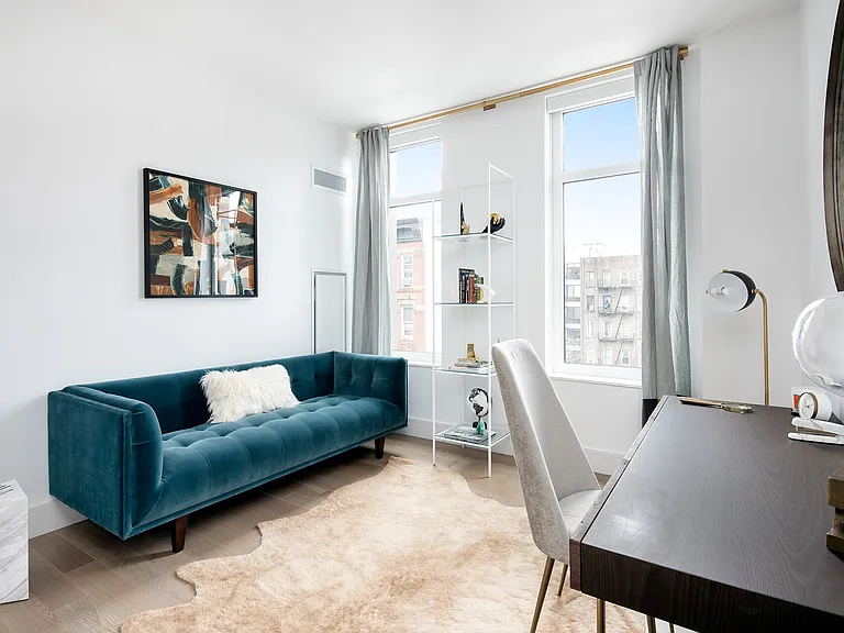 510 E 14th St #520 — Photo 8
