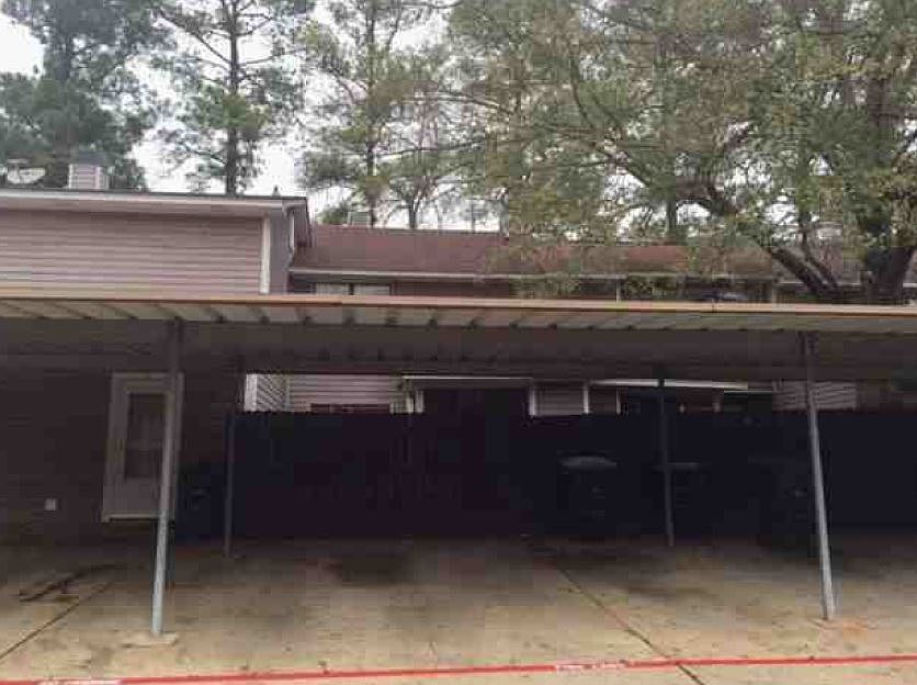 2nd image of 4111 Pines Rd