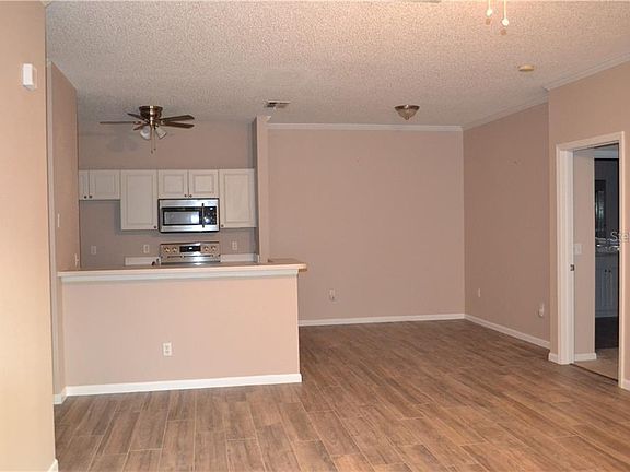4th image of 614 Arbor Lakes Cir #614