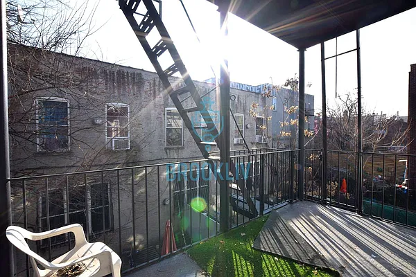 Rented by null | media 45