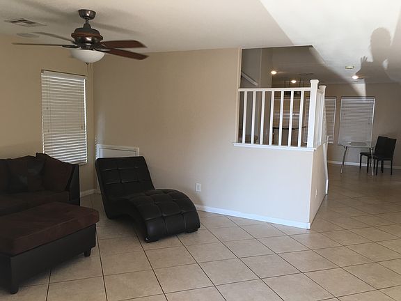 3rd image of 78 Desert Coyote St
