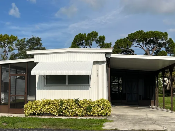 212 Sonnet Ln #212, North Fort Myers, FL 33903