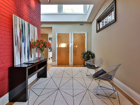 4th image of 41 Hurlingham Cres