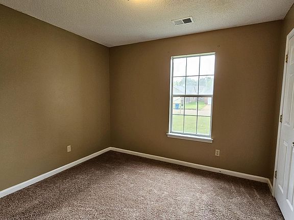 5th image of 6938 Lagrange Cir N