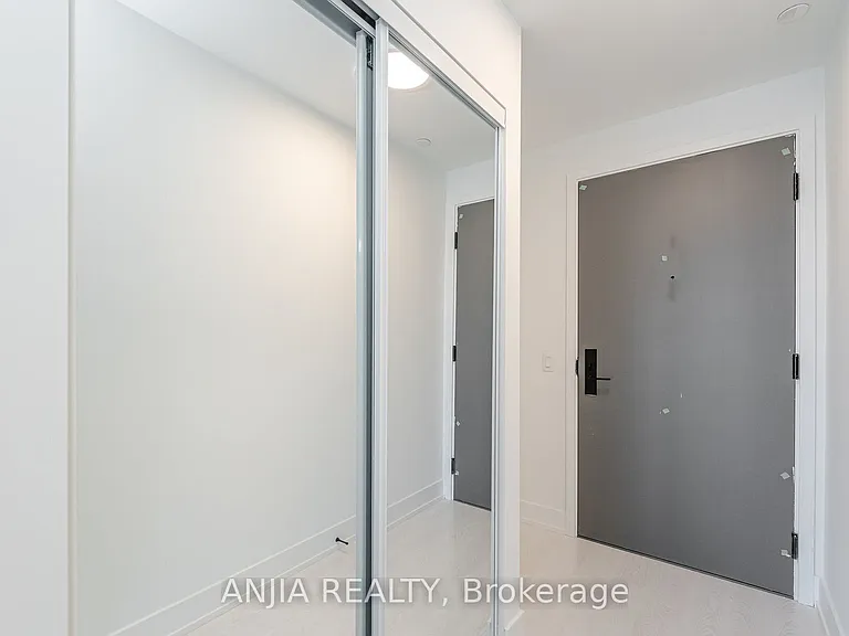 308 Jarvis St #3306 — Photo 3