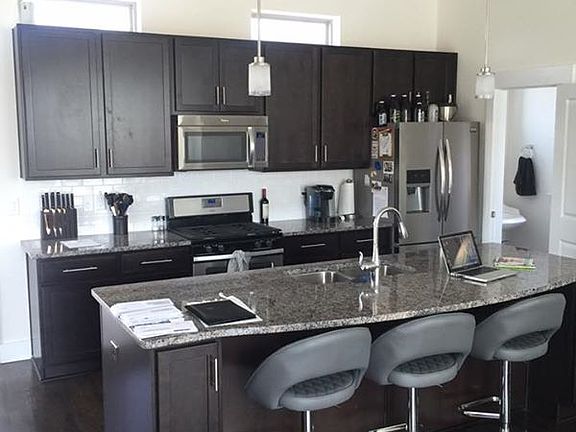 4th image of 403 Steel Gardens Blvd