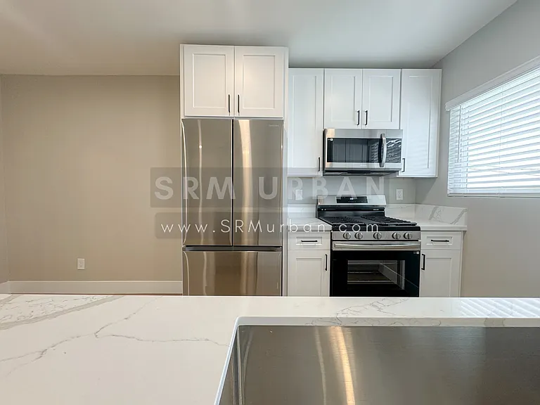 4020 Cherokee Ave #9 — Photo 8