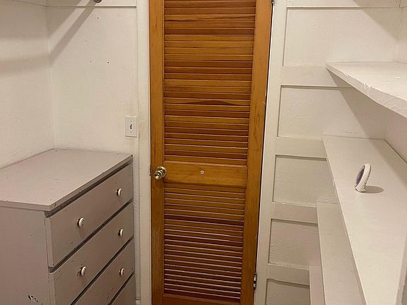 5th image of 701 N 59th Ave #701