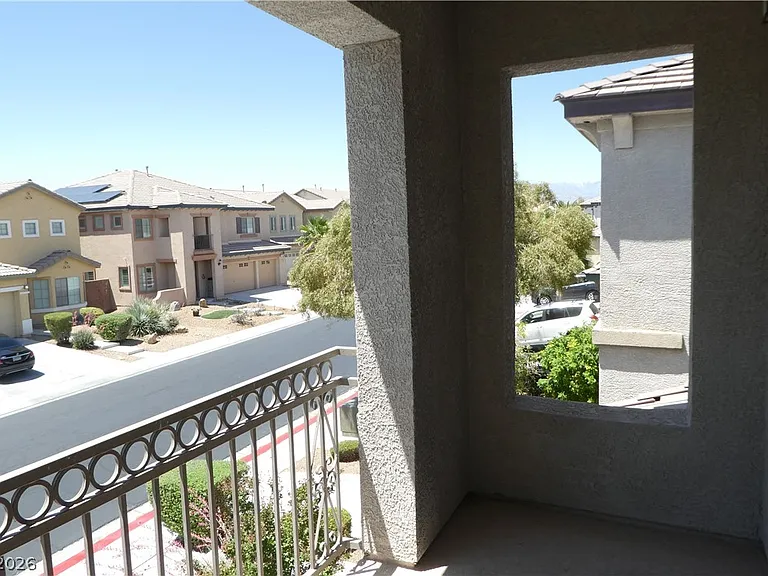 4054 Lower Saxon Ave — Photo 26