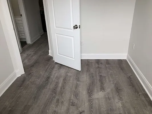 Rented by TheLocals LLC | media 23