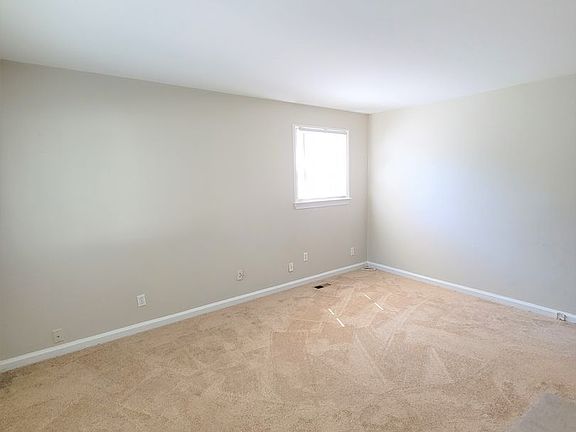 2nd image of 2607 Wildwood Dr