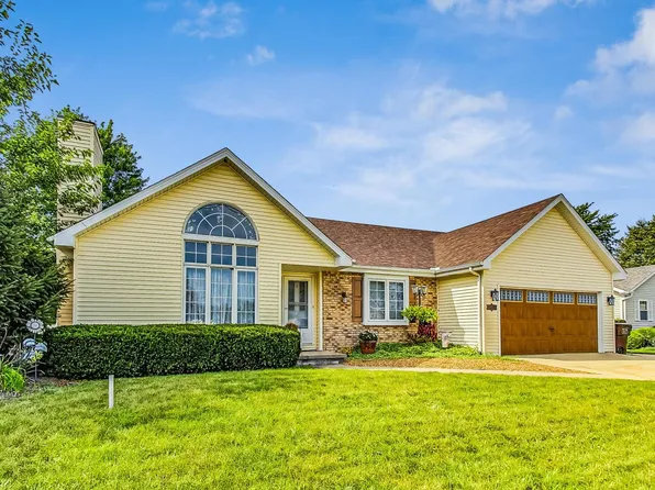 547 S Walnut St, Manteno, IL 60950