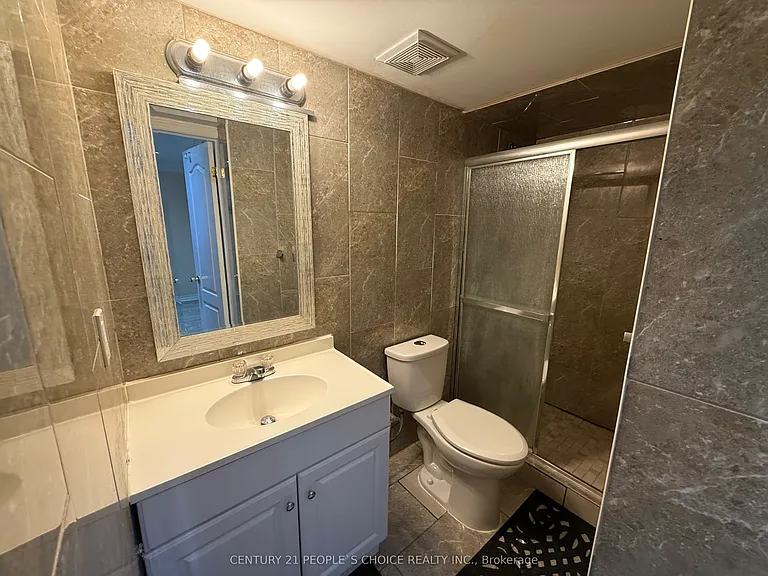 5689 Sidmouth St #LOWER — Photo 8