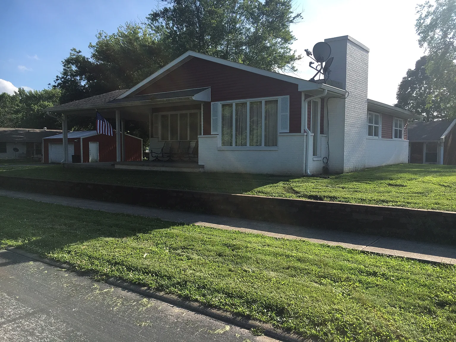 215 W Vincennes St photo 1