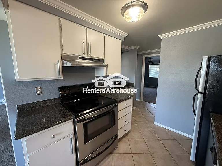 1010 N J St #3 — Photo 6