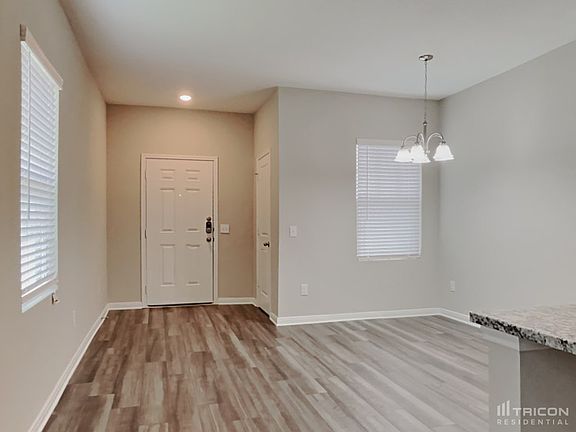 5th image of 7435 Guadalupe St