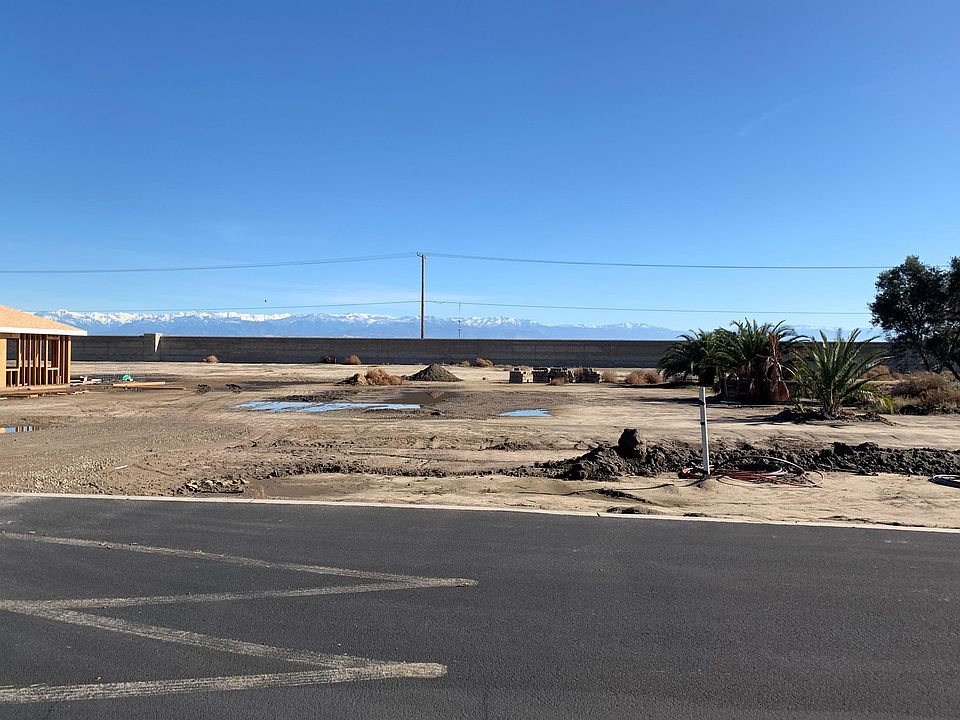 2nd image of 2194 Diamante Dr