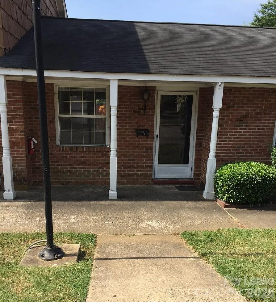 2 bed, 2.0 bath, $850 — Photo 3
